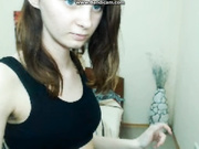 AishaSari палец в попке
