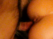 свободная брюнетка