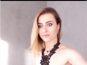 Шикарная блондинка Cherry-go