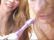 xAlissAx лесбияночки развлекаются