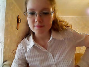 Рыженькая сучка в очках
