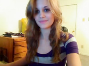 Молоденькая перед вебкой