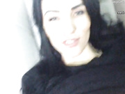 Nicol дрочит в авто