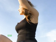 LiliyaRey показывает себя на улице