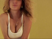 saffo в белой футболочке