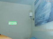 Noelle показала грудь и попку