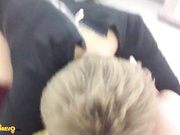 Шлюхе мало хуя. Сосет ногу