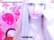 сучка xxlelyaxx в красных чулочках радует глаз