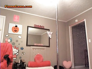 трахает себя