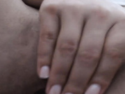 AMG63 развратно сосет пальчик и показывает себя крупным