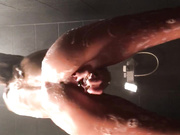 DONTVKILLME эксклюзив в душе с игрушкой2