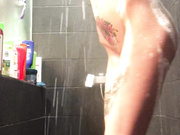 DONTVKILLME эксклюзив в душе с игрушкой2