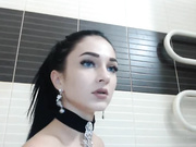 astartax в душе моет киску