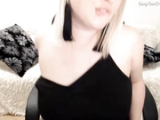 -_A_L_E_X_A_- сосет член и показывает попку