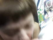 МИЛФ проститутка в машине отсасывает