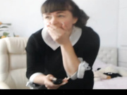 Vika73 бурно кончает