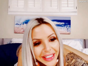 NinaElle