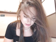 BettyBrosmer показывает свой большой зад и сиськи