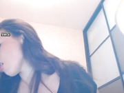 BettyBrosmer показывает свой большой зад и сиськи