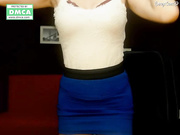 CuteBunnyy показывает офигенную грудь