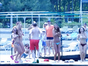 Devchata s COMEDI WOMAN ustroili na proschanie striptiz.720