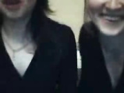 Показывает тити