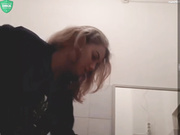 ButterflySay в общественном туалете