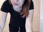 стриптиз от большегрудой мамки