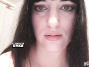 Vikusya86 мастурбирует