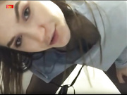 WhiteCrowShow шалит на работе в туалете