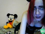 Elena-Luna - забавляется с вибратором