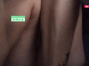 Lusi19 - дрочка в машине в публичном месте