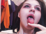 Migurtt сучке обкончали лицо