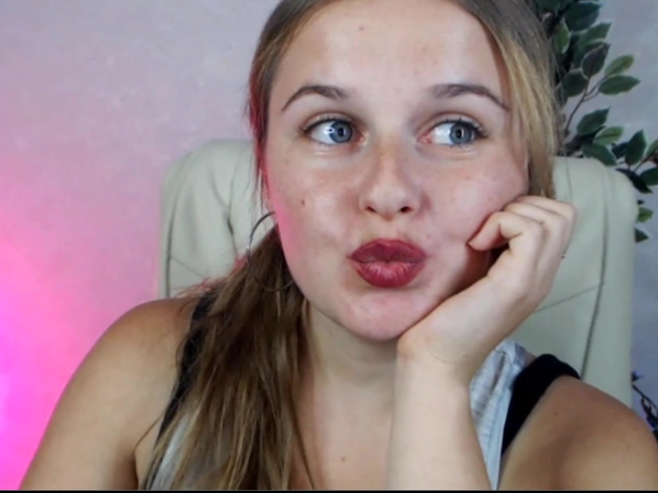 6401 LiliLamour 2019-09-01 в привате