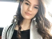 -MaybeBaby- сосет в машине