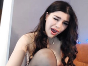 Sofabeautiful кончает