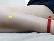 divakisss - маструбирует и трахает киску вибратором