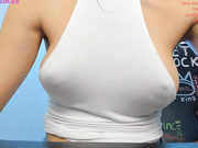 SweetButtocks - развлекается с новым драконим членом