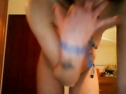 Волосатая писька перед вэбкамерой