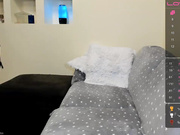 Bunny_Room сосет член