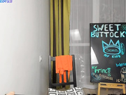 SweetButtocks - сосёт двойной дилдо