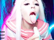 AliceBong__hheadshhot__-_Schoolgirl_Learns_To_Do_Blowjo
