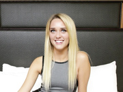 7096 Красивая школьница. Залили в писю ч1