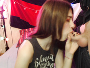 pinky_milk_2020-02-13 заглатывает