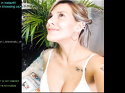 Natyniklos2 кончил на грудь