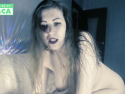 кошечка дрочит