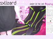 Gamer Girl Forgets to Turn off the Stream AND SQUIRT