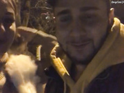 karinka1sex сосет на улице