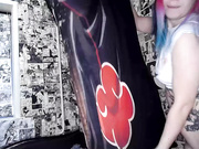 Jiglipuf кончил на грудь