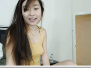 Funny Chinese Girl & Her Shaved Pussy part1